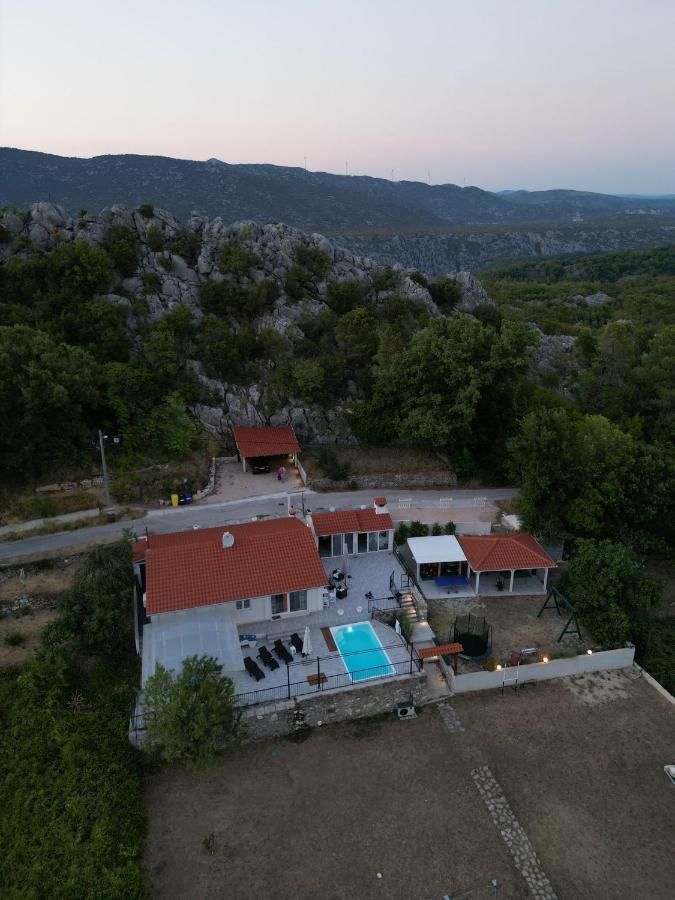Svinisce Villa Zrinka **** מראה חיצוני תמונה