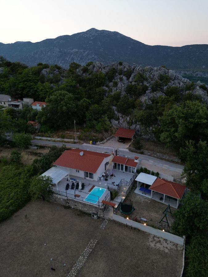 Svinisce Villa Zrinka **** מראה חיצוני תמונה
