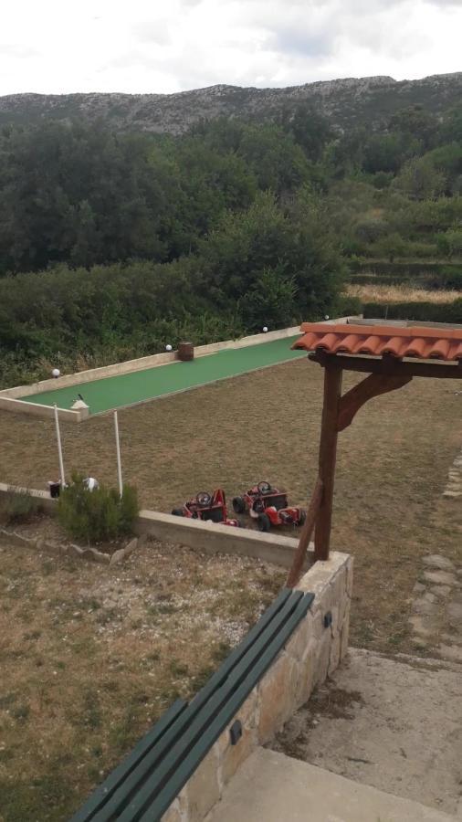 Svinisce Villa Zrinka **** מראה חיצוני תמונה